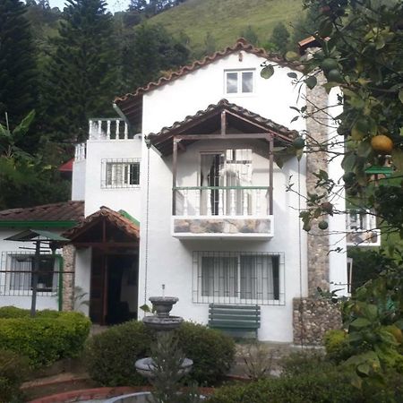 Casa Las Brisas Medellin Διαμέρισμα Σαμπανέτα Εξωτερικό φωτογραφία